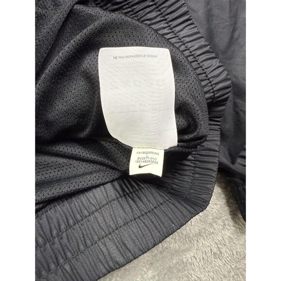 Nike SB Jacket Mens Large Black Half Zip Pullover Windbreaker Skate BV2577 010 - Picture 6 of 11